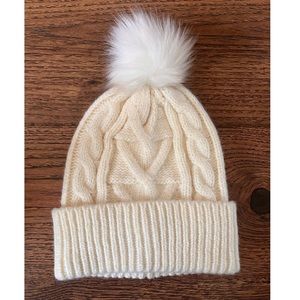 American Eagle cream beanie